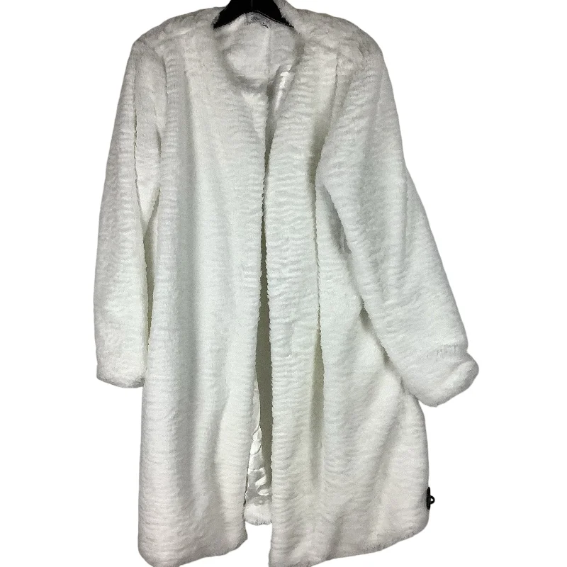 Jacket Faux Fur & Sherpa By Fever In White, Size: L