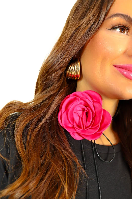 She's A Rose - Fuchsia Flower Corsage