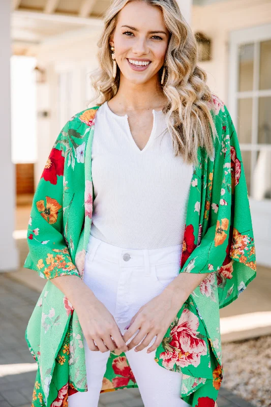 On The Move Kelly Green Bold Floral Kimono